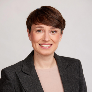 Portraitfoto von Sigrid Maurer, BA